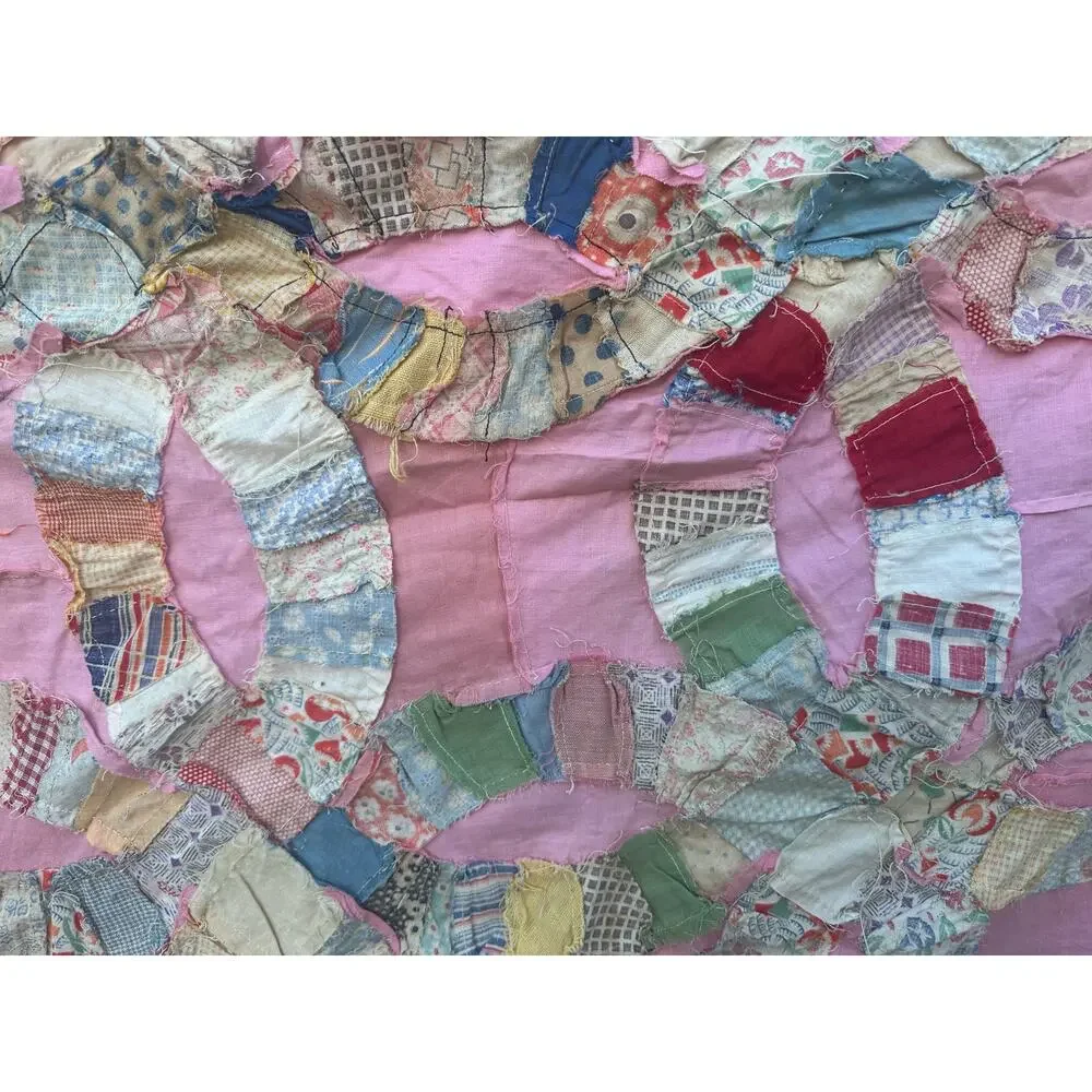 1930'S/40'S ANTIQUE PINK DOUBLE WEDDING RING QUILT TOP 65 X 85